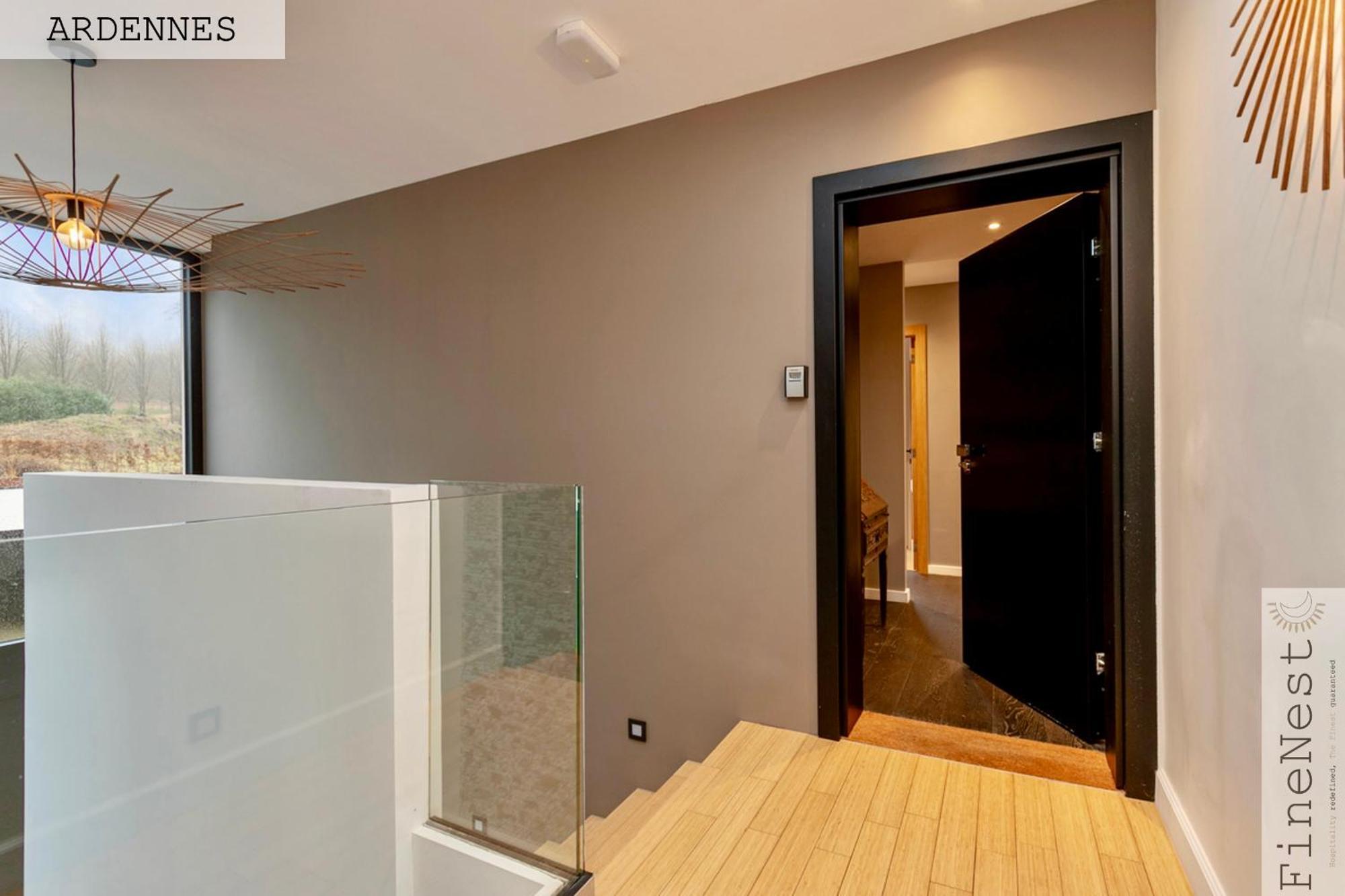 Residence De 3 Appartements Luxueux - 2 Ch X 3 - "Tilff Le Mont" By Finenest Bagian luar foto